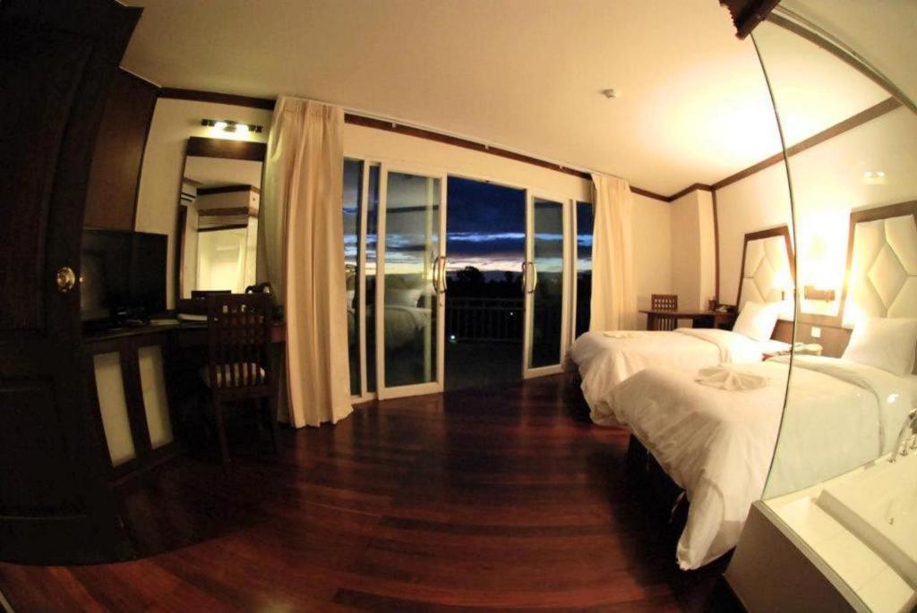 River City Hotel Mukdahan Luaran gambar